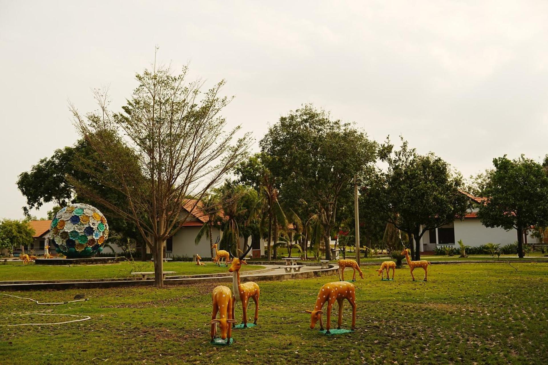 Dat Lanh Beach Resort Lagi Luaran gambar
