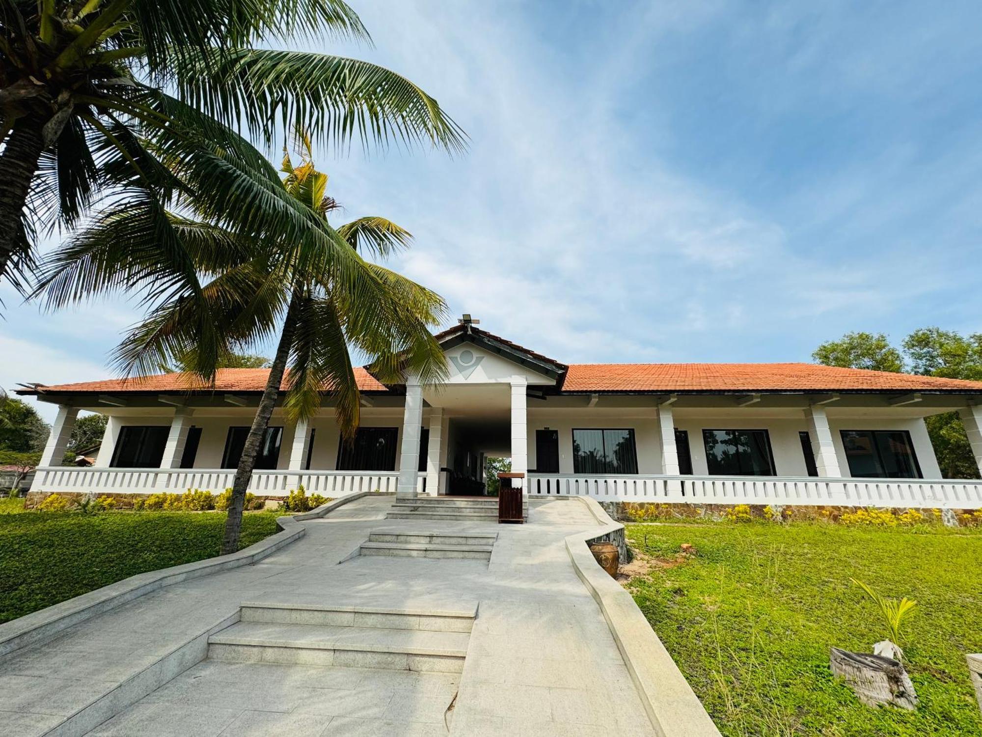 Dat Lanh Beach Resort Lagi Luaran gambar